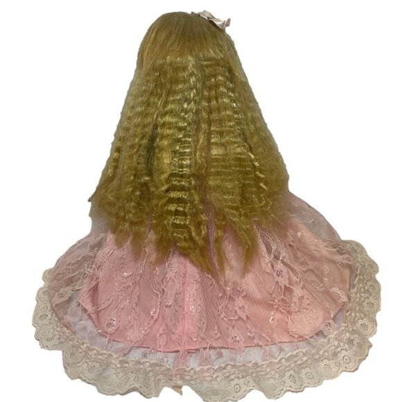 Vintage Porcelain Doll Praying Pink Lace Dress Blonde Hair Blue Eye Kneeling 12" - Picture 3 of 9